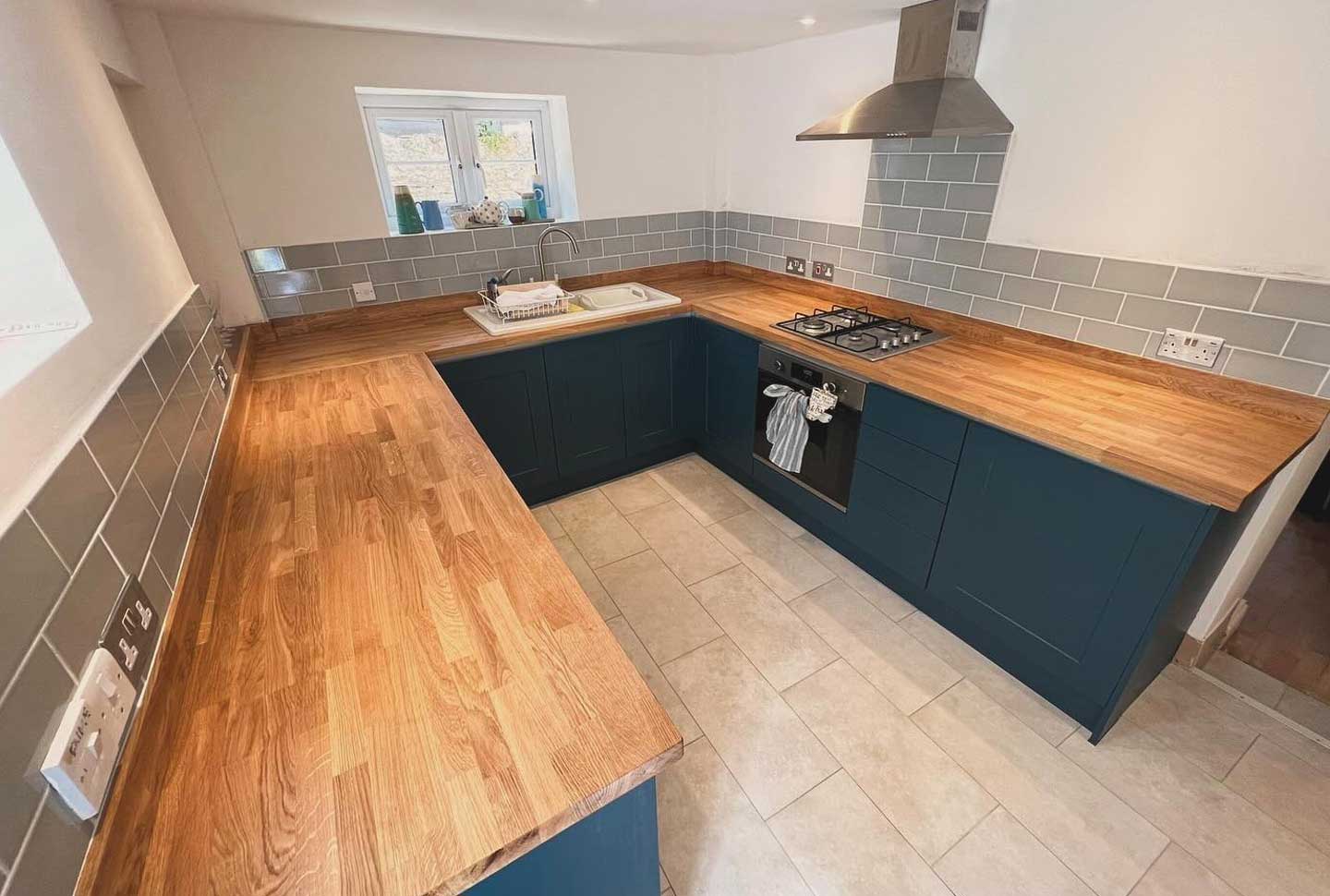 Kitchen Fitters Aylesbury {{brizy_dc_image_alt imageSrc=